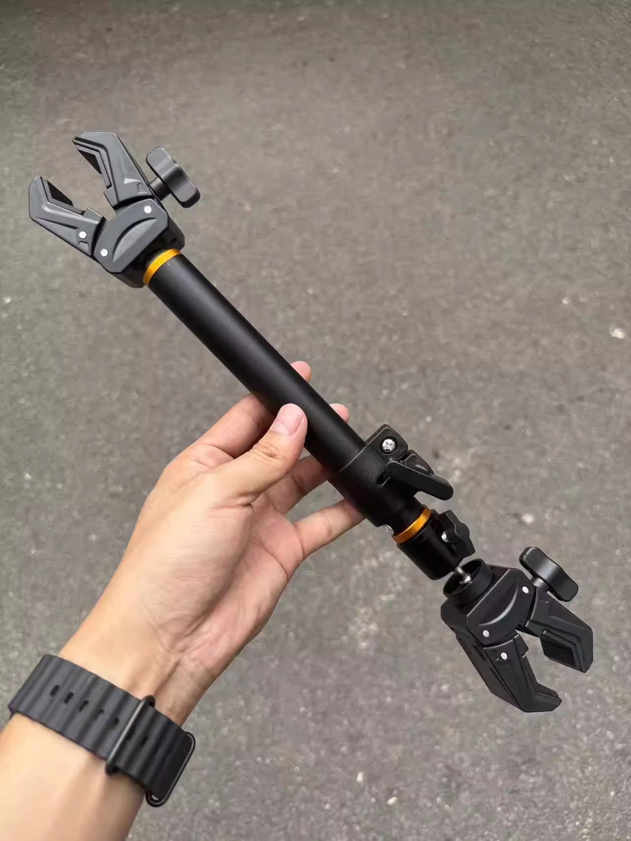 ไม้เซลฟี่แบบหนีบสองหัวพร้อมคลิ - Lacrosse Stick Head บทวิจารณ์และราคา